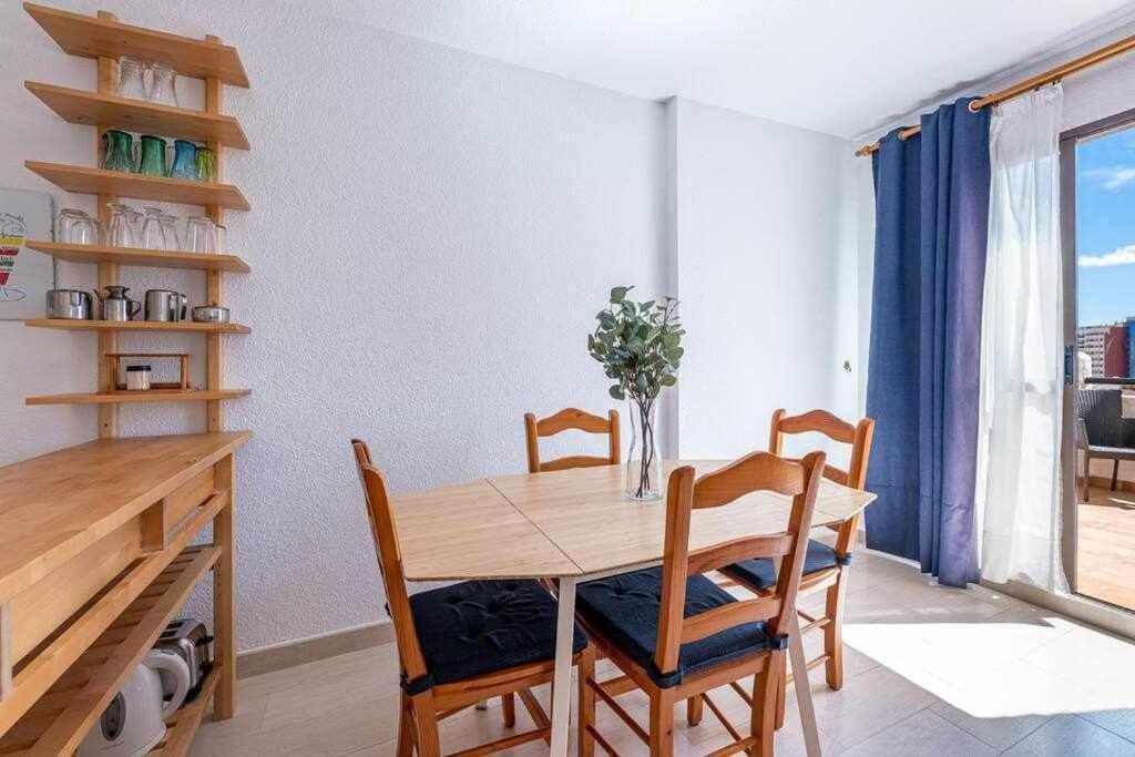 797 Hr - Pueblo Evita- Andalusian Apartment With Terrace. เบนัลมาเดนา ภายนอก รูปภาพ