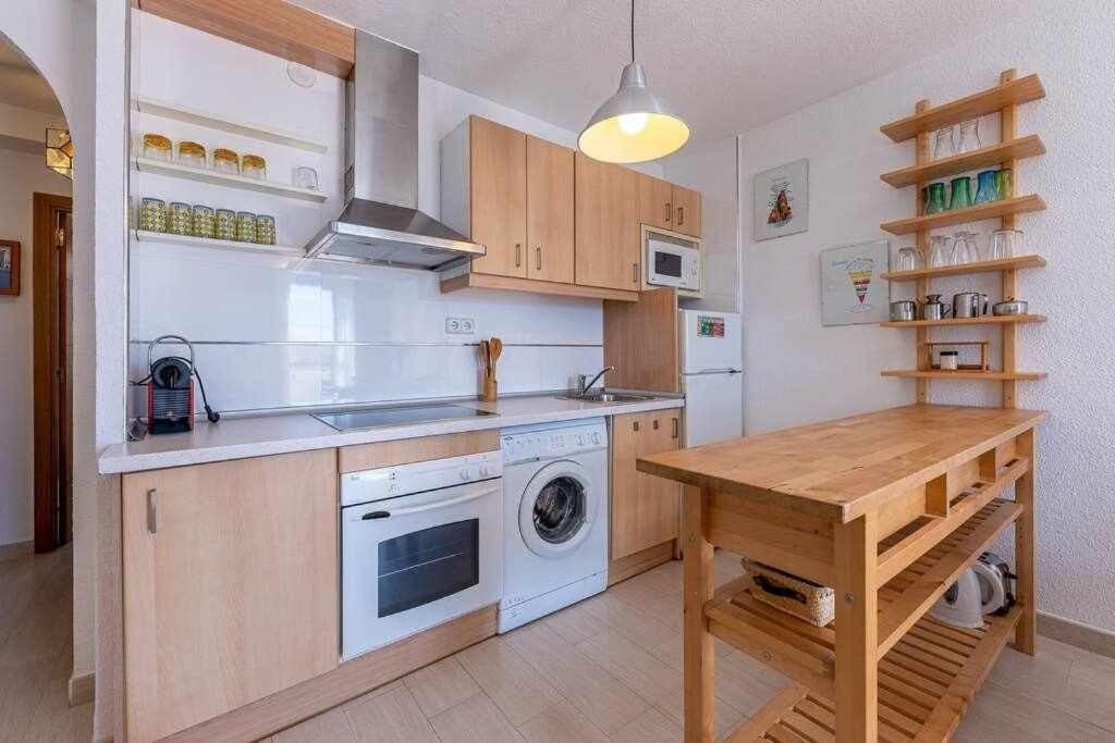 797 Hr - Pueblo Evita- Andalusian Apartment With Terrace. เบนัลมาเดนา ภายนอก รูปภาพ