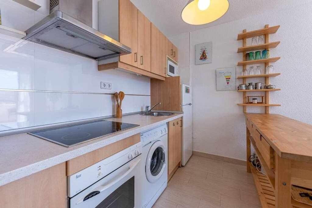 797 Hr - Pueblo Evita- Andalusian Apartment With Terrace. เบนัลมาเดนา ภายนอก รูปภาพ